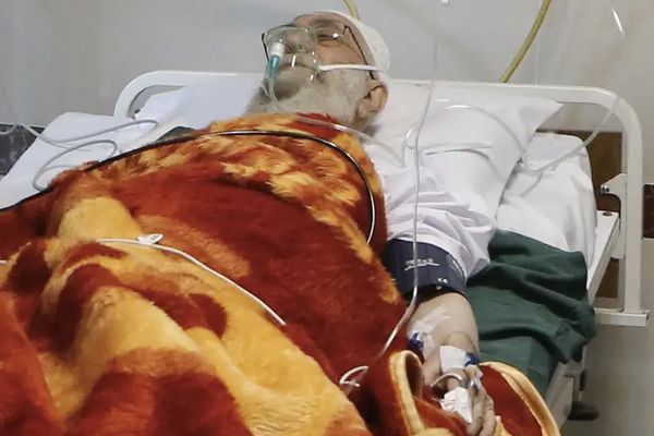 مجلس الخبراء الإيراني يسعى لتعيين نائب لخامنئي.. تحسبا لـ"وفاته بشكل مفاجئ"