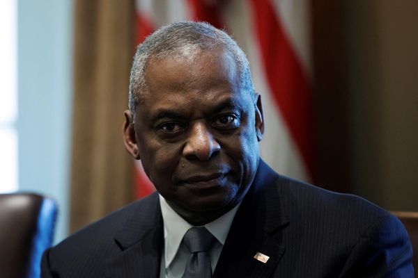 أوستن: لم يتم استجواب موظفي البنتاغون في تسريب وثائق سرية عن استعداد إسرائيل لضرب إيران