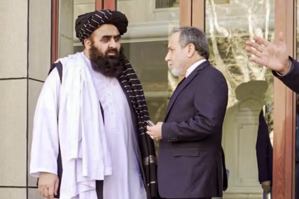 طالبان چگونه در بحبوحه جنگ، در کنار جمهوری اسلامی قرار گرفت