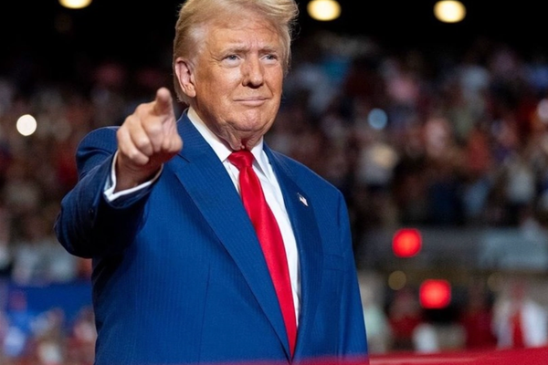 "إيرانيون من أجل ترامب" جيل جديد يسعى للضغط على طهران عبر الرئيس الأميركي الجديد