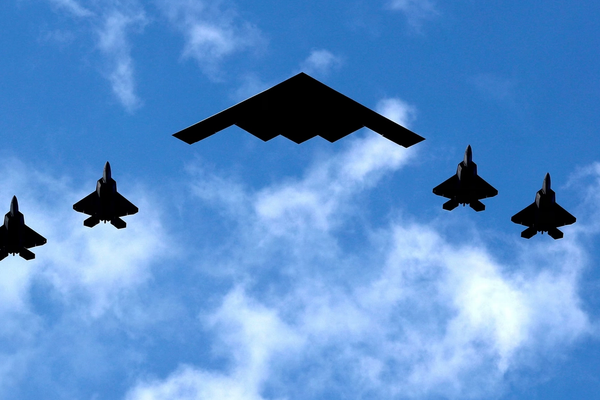 تقارير عن إقلاع قاذفات الشبح "B-2" من أميركا