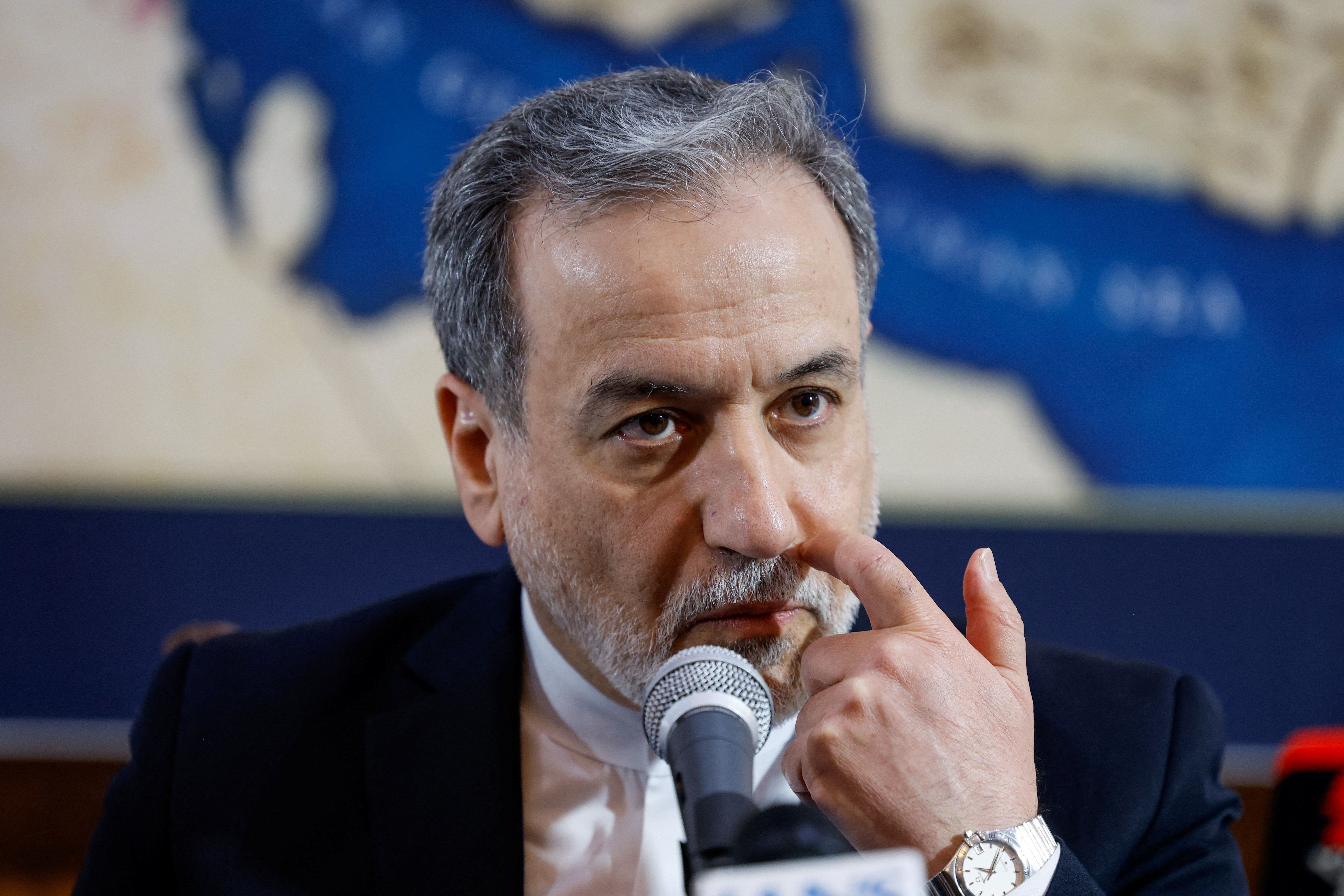 عباس عراقچی: جمهوری اسلامی در تلاش است تا آتش‌بس حفظ شود