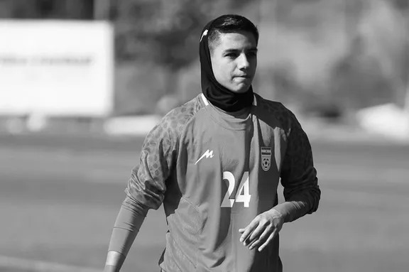 زهرا علیزاده، بازیکن گلگهر، پس از کشتار جمهوری اسلامی، از تیم ملی فوتبال کنارهگیری کرد