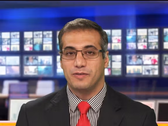 دادگاه انقلاب، خبرنگار پیشین رادیو فردا را به ۱۰ سال زندان محکوم کرد