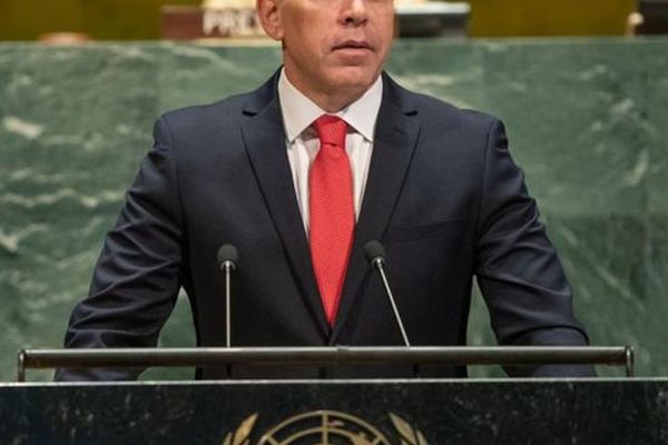 مسؤول إسرائيلي محذرا: "اتفاق مؤقت" محتمل مع طهران لن يؤثر على اليورانيوم الإيراني المخصب