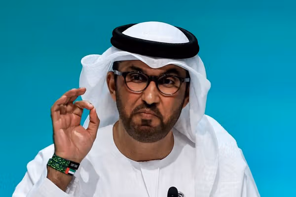 مدیرعامل شرکت نفت ابوظبی: جهان نمیتواند باجگیری تهران را در تنگه هرمز تحمل کند