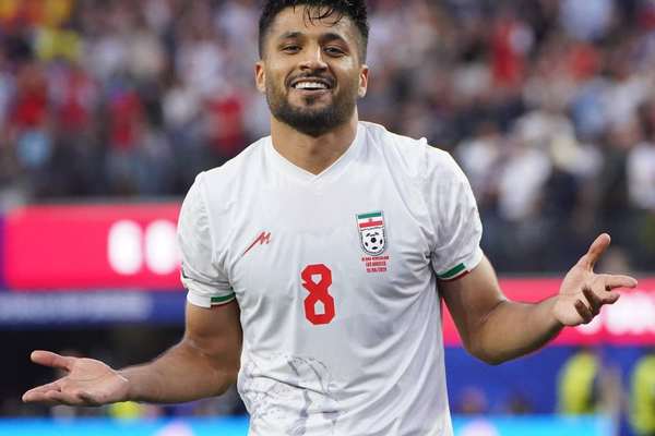 بهعلت مشکل اقامتی؛ محمد محبی بازی با ازبکستان و روسیه را از دست داد
