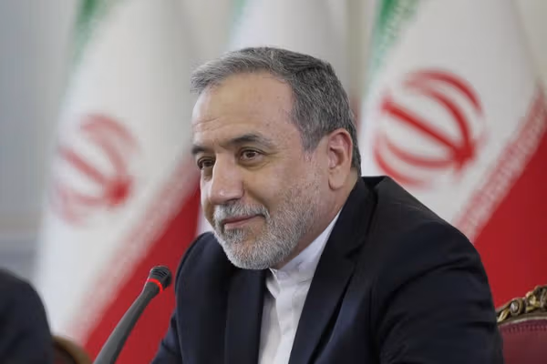 عباس عراقچی: احتمالا در چند روز آینده تفاهمنامه میان ما و آمریکا امضا خواهد شد