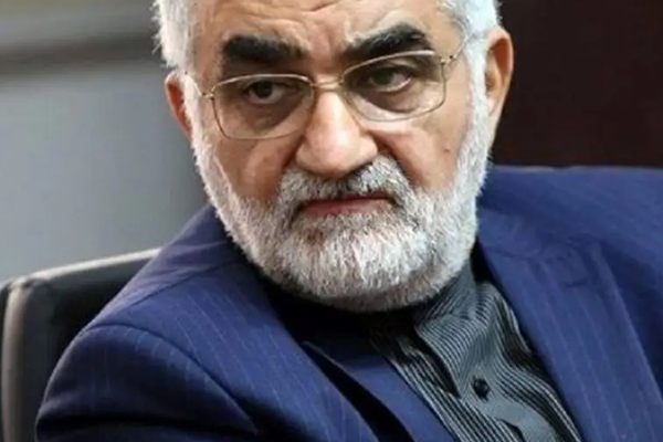برلماني إيراني: الوضع الحالي في البلاد "هش" ومستعدون لأسوأ السيناريوهات