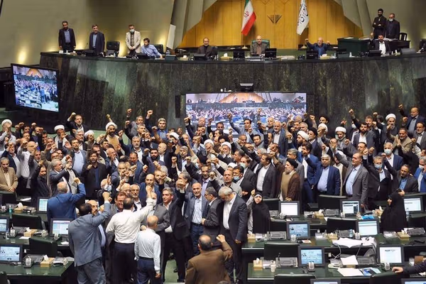 Iran hardliners seek to stir unrest in parliament after US MOU, conservative activist says