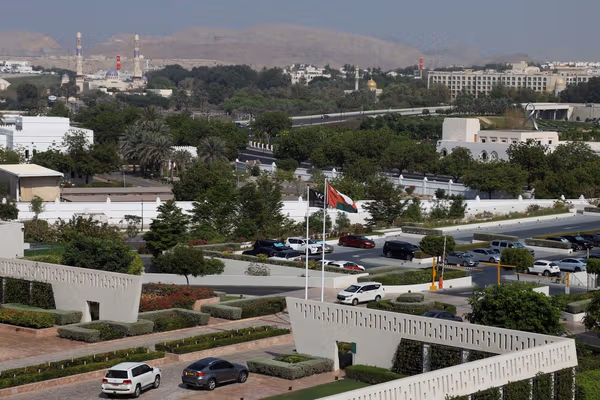 Oman urges Iran and US to resume nuclear talks