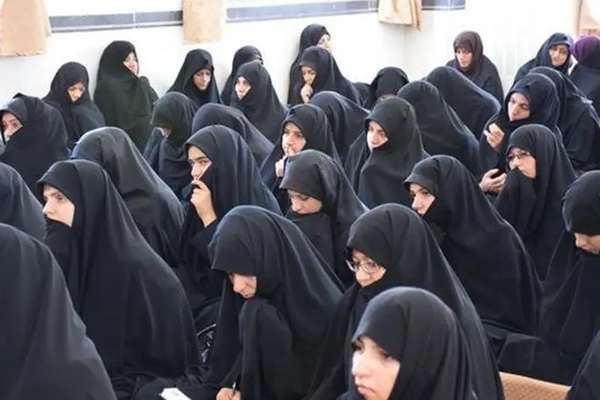 Amid Secularization in Iran, Officials Push Islamic Academic Program