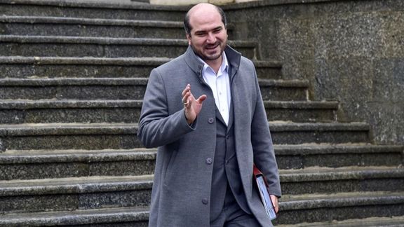 معاون رئیسی: سطح زندگی مسئولان به سطح زندگی مردم نزدیک است