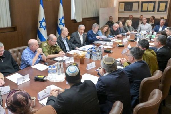 اعلى خلفية الاحتجاجات.. إسرائيل تعقد اجتماعًا لمجلس الوزراء السياسي ـ الأمني