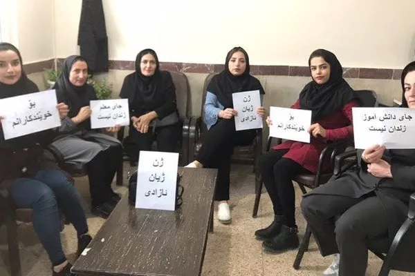 رسانه وابسته به سپاه معلمان اخراجشده در کردستان را به «فعالیتهای ضد امنیتی» متهم کرد