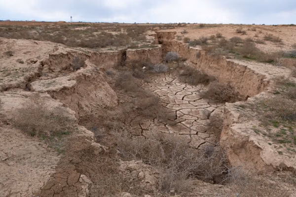Land subsidence threatens villages and farms in southeast Iran