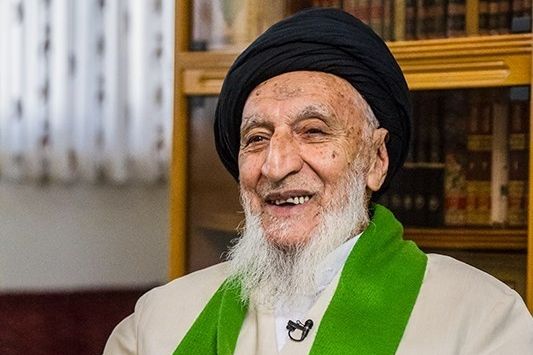 قوچانی، شاگرد روحالله خمینی: وقتی یک مجتهد میمیرد مردم استقبال میکنند
