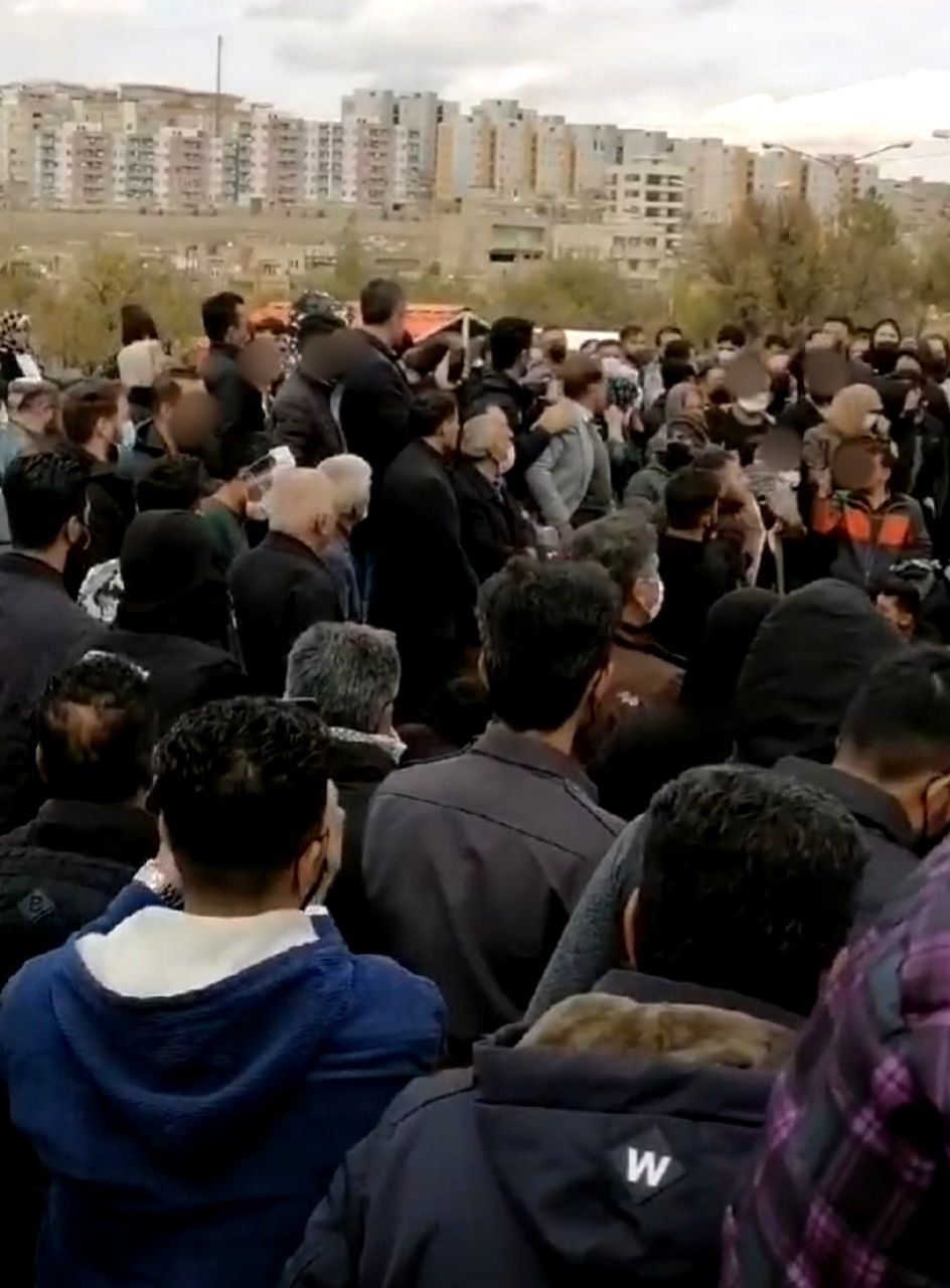 في اليوم الثالث من الإضراب العام.. مدن إيرانية تتحول إلى ساحات احتجاج تطالب بإسقاط النظام