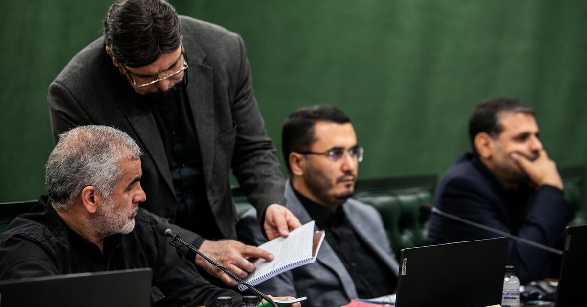Iran lawmakers push back on regional monitoring of Hormuz