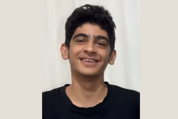 پیکر امیرمحمد شاهکرمی ۱۴ ساله را دو ماه بعد از کشتار دی تحویل خانواده دادند