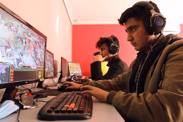 Iranians fed up with heavily censored internet, state poll finds