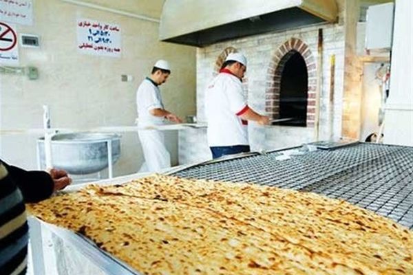 رغم ارتفاع الأعباء المعيشية.. أسعار الخبز تقفز 25% في 10 محافظات بإيران