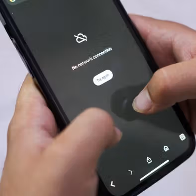 US slams Iran for giving unrestricted internet to officials and loyalists