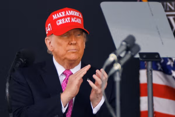 واشینگتنپست: پایگاه «ماگا» ترامپ اینبار در قبال حمله به ایران آرامتر است