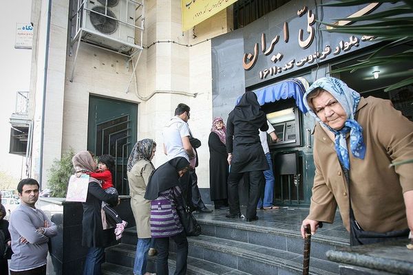 70 في المائة من سكان إيران يحتاجون إلى مساعدة لتأمين حاجتهم الأساسية