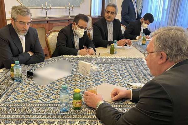 Iran Politician Says Tehran Should Cut Out Mediators Like Russia