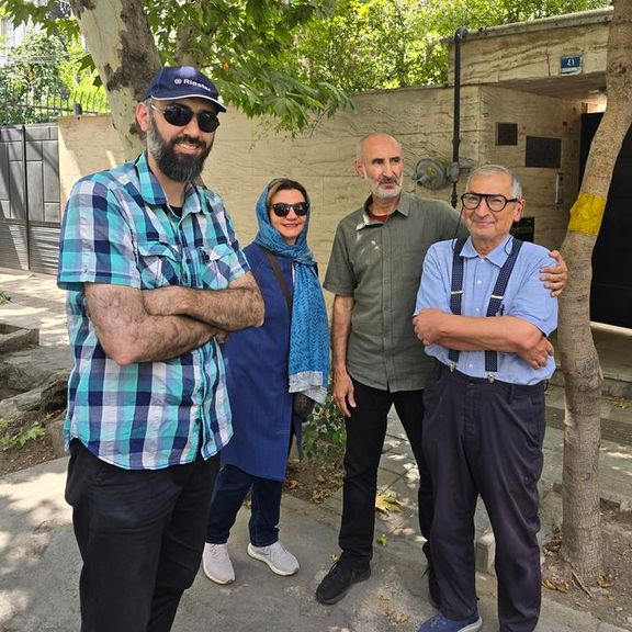 عکس یادگاری صادق زیباکلام در کنار حمید نوری، از عوامل کشتار ۶۷