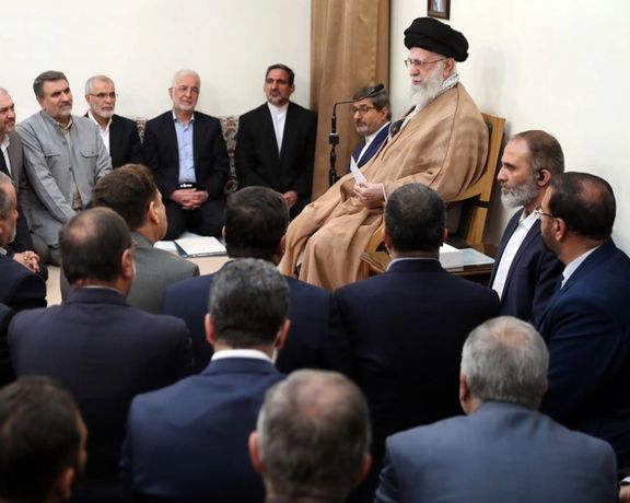 علی خامنهای به استانداران: با مردم گرم بگیرید تا در موقع حساس حمایت کنند