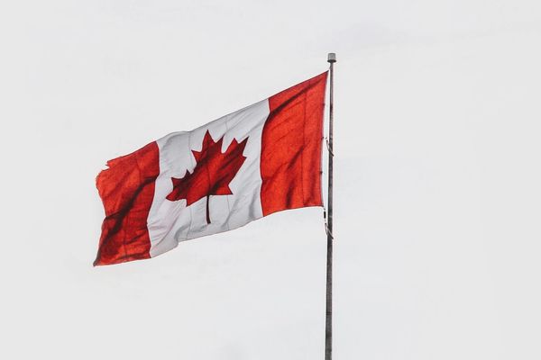 ذوو مناصب رفيعة في النظام.. ترحيل 5 مسؤولين إيرانيين جدد من كندا