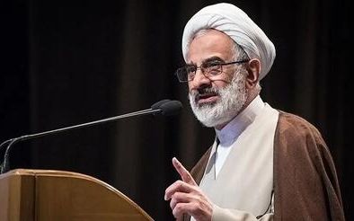نماینده خامنهای در سپاه، درباره سوریه: نگران نباشید، از این فراز و نشیبها زیاد داشتیم