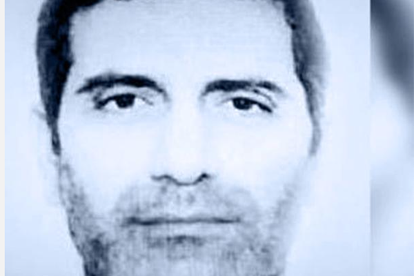 وزراء أوروبيون سابقون يحذرون من نقل دبلوماسي إيراني محكوم عليه في قضية إرهابية إلى إيران