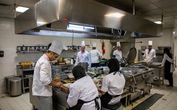 سازمان غذا و دارو اعلام کرد نظارت بر حلال بودن غذای رستورانها را افزایش میدهد