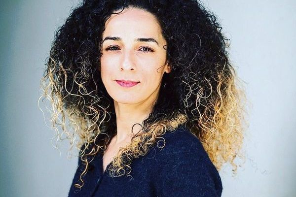 محكمة أميركية تلزم النظام الإيراني بدفع تعويضات لصالح شقيق مسيح علي نجاد عن اعتقاله