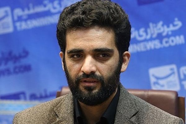 اعتقال أستاذ جامعي إيراني في تركيا.. وترحيل أسرته