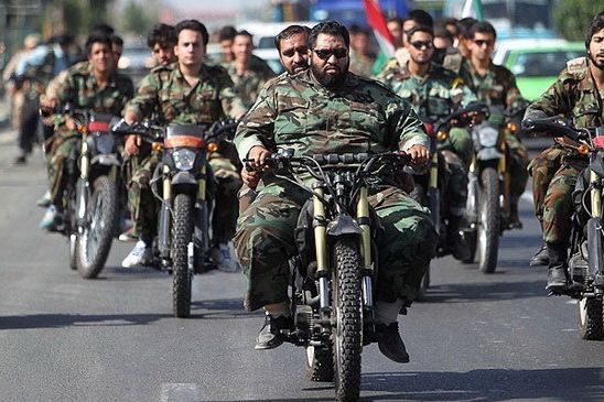 “التايمز": إسرائيل تريد توجيه ضربة قوية للحرس الثوري الإيراني وقوات الباسيج