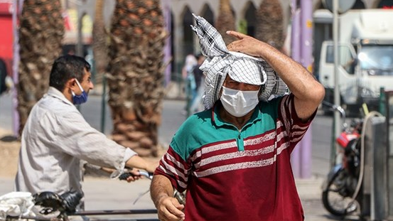 ارتفاع درجات الحرارة في إيران بشكل "غير مسبوق" والحكومة تعجز عن إدارة الأزمة