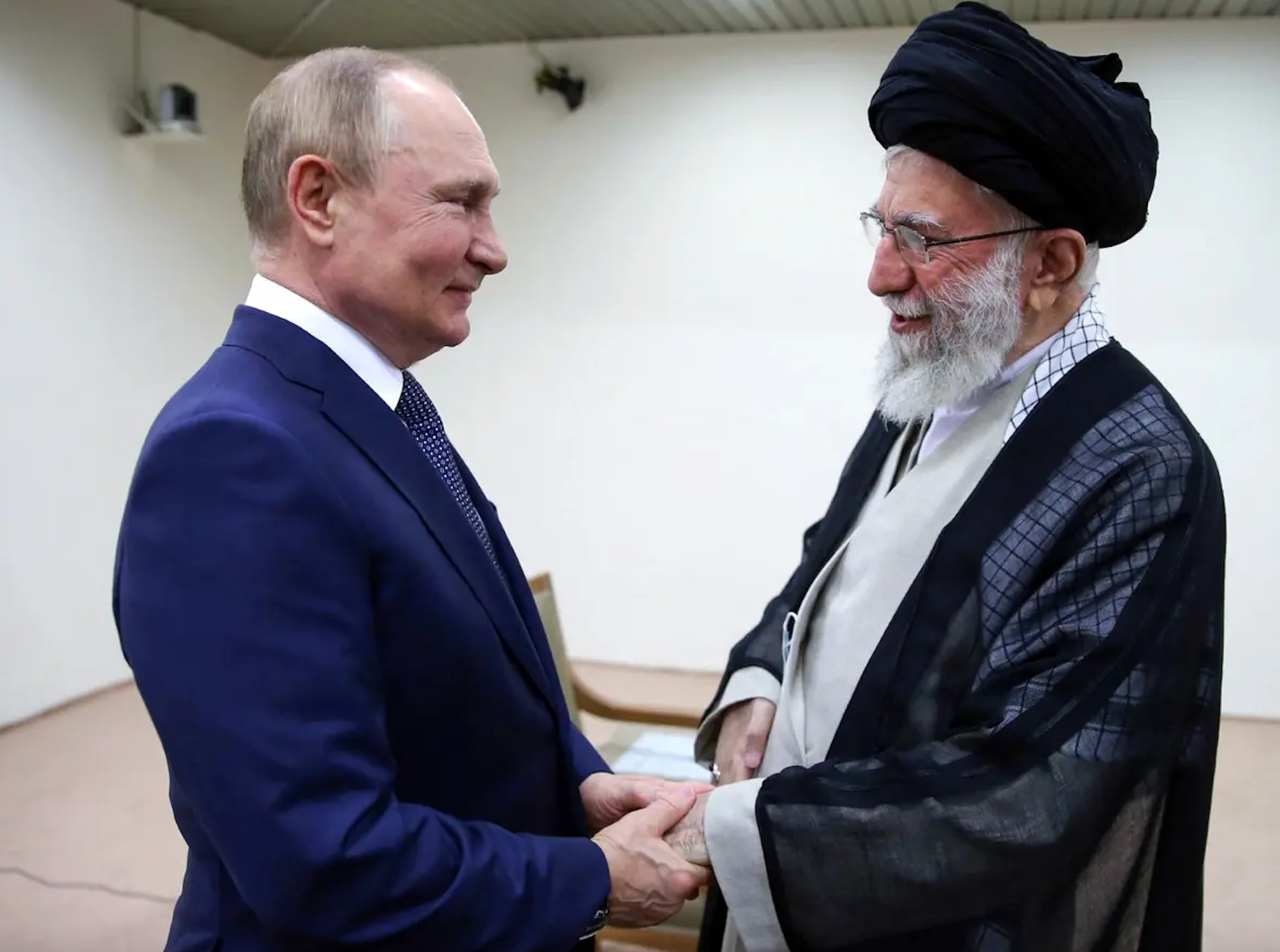 واگذاری معادن طلای کشور به سپاه، چین و روسیه با اراده خامنه‌ای