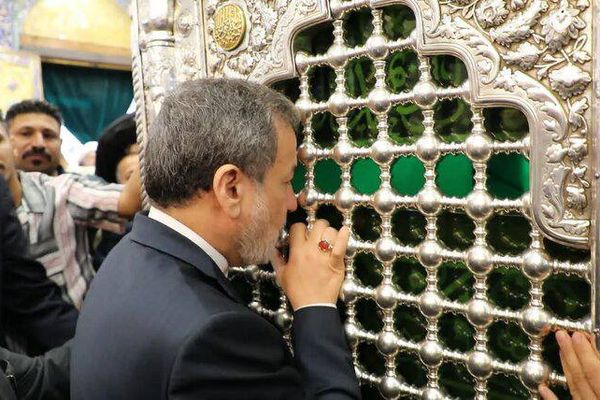 FM briefs Iran’s top clerical body on US talks