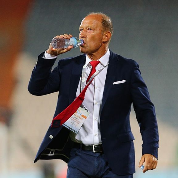 مهلت ۳۰ روزه دیوان حکمیت ورزش به پرسپولیس برای پرداخت مطالبات گابریل کالدرون