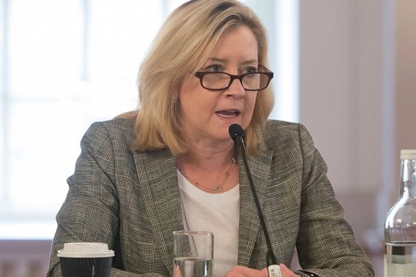 مسؤولة بإدارة ترامب تطالب إيلون ماسك بتوفير إنترنت ستارلينك لمتظاهري إيران