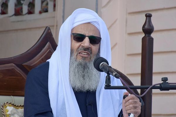 زعيم أهل السُّنَّة في إيران يدعو النظام إلى "الاستماع لصرخات الشعب"