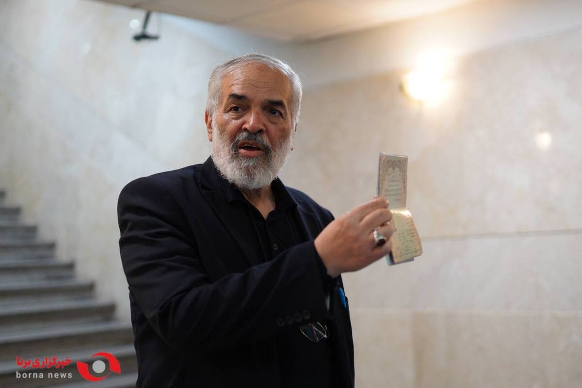 سفیر پیشین جمهوری اسلامی در مکزیک: پای زنان تحریک‌کننده است نه پای پشمالوی مردان 