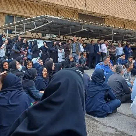 پرستاران، کارگران، بازنشستگان ارتش و مرغداران در شهرهای مختلف کشور تجمع کردند