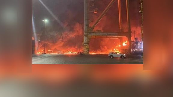 مقامهای دبی: آتشسوزی بندر جبل علی تاکنون مصدومی نداشته است