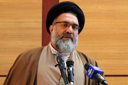 امام جمعه یاسوج: کسانی که میگویند دولت رئیسی آخرین تیر نظام است اشتباه میکنند