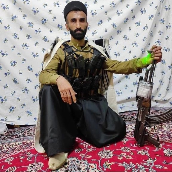 Hossein Saeedi, one of the armed regime opponents in his tribal costume, killed in Izeh on December 20, 2022
